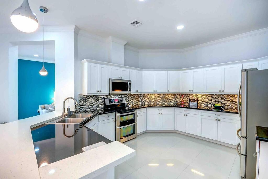 Miami 5Br Villa W Heated Pool, Games & Bbq L01 커틀러 베이 외부 사진