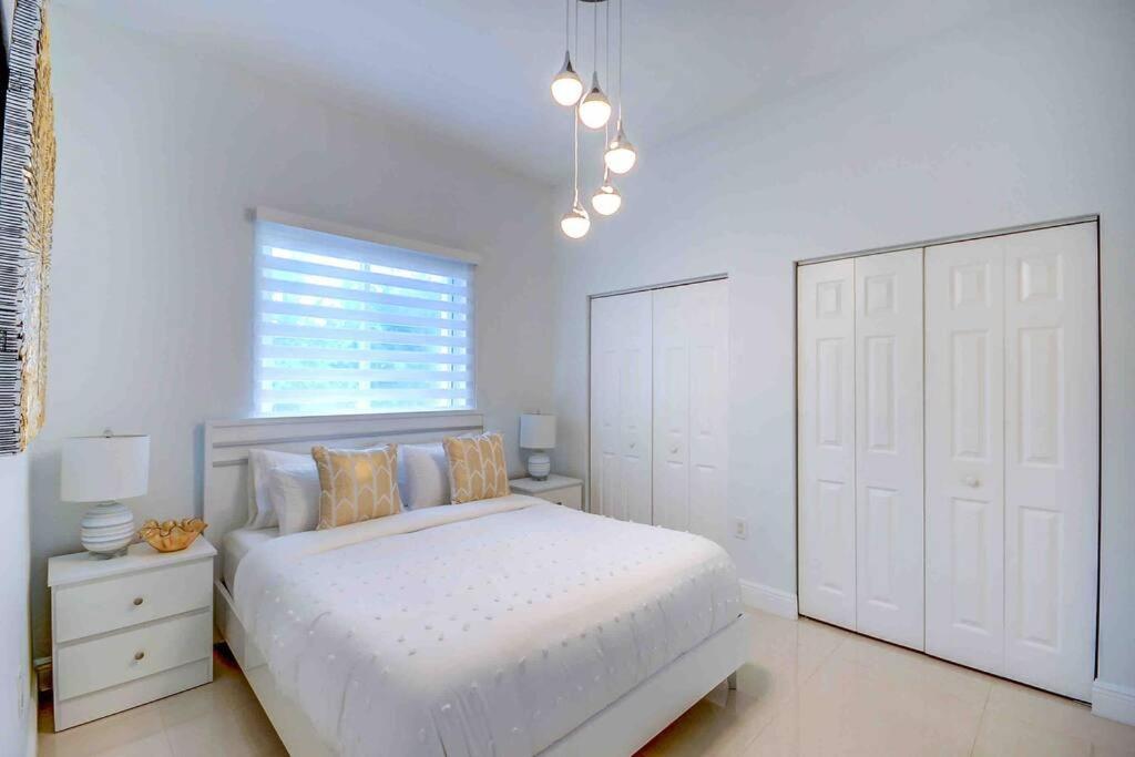 Miami 5Br Villa W Heated Pool, Games & Bbq L01 커틀러 베이 외부 사진