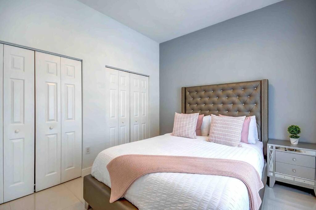 Miami 5Br Villa W Heated Pool, Games & Bbq L01 커틀러 베이 외부 사진